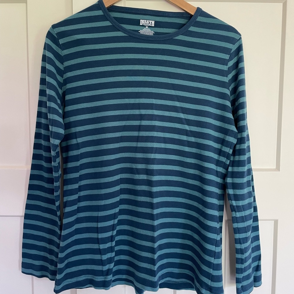 Duluth Trading Co. Women’s Long Sleeve Size M